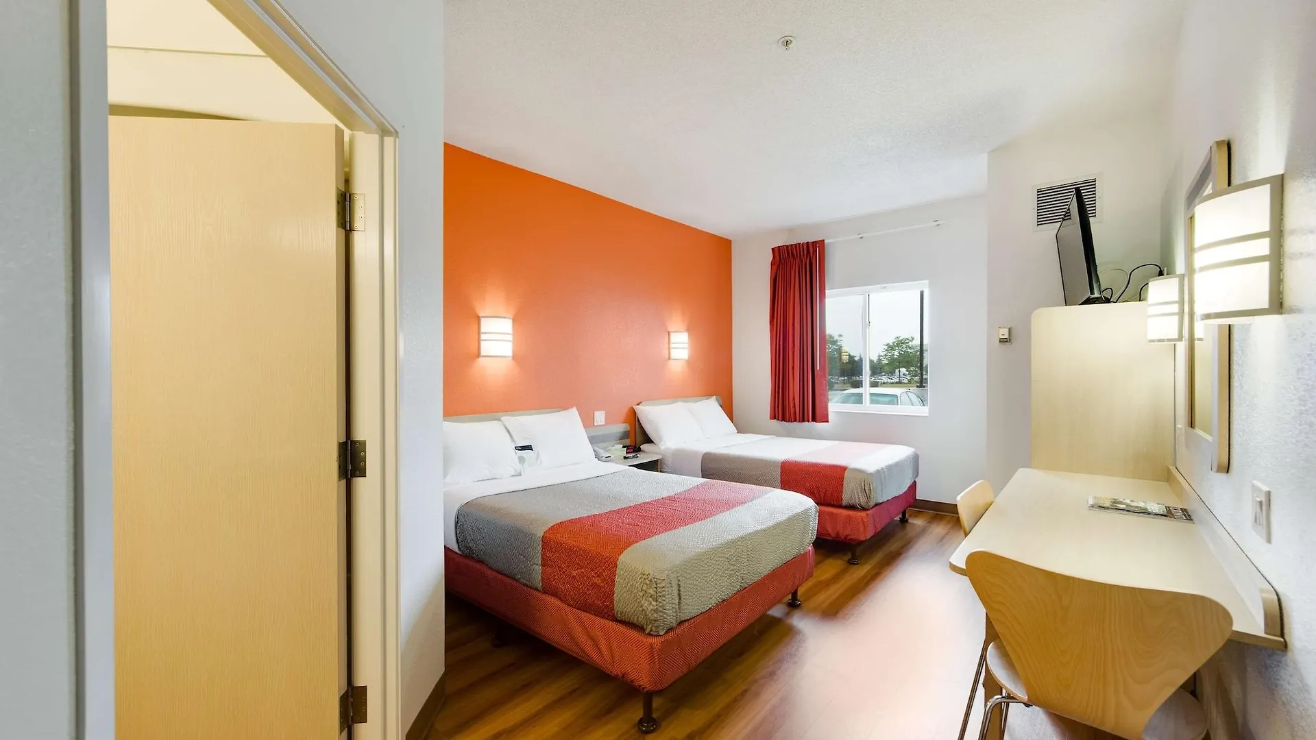 Motel 6-Brampton, On - Toronto Canada