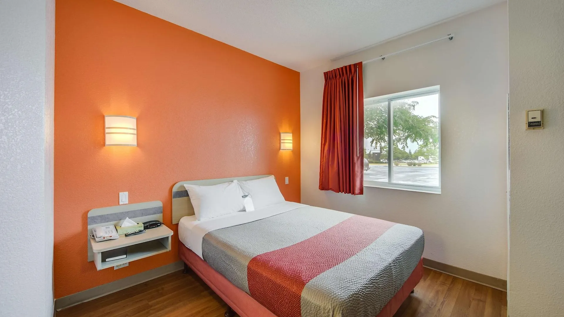 Motel 6-Brampton, On - Toronto 2*, Brampton