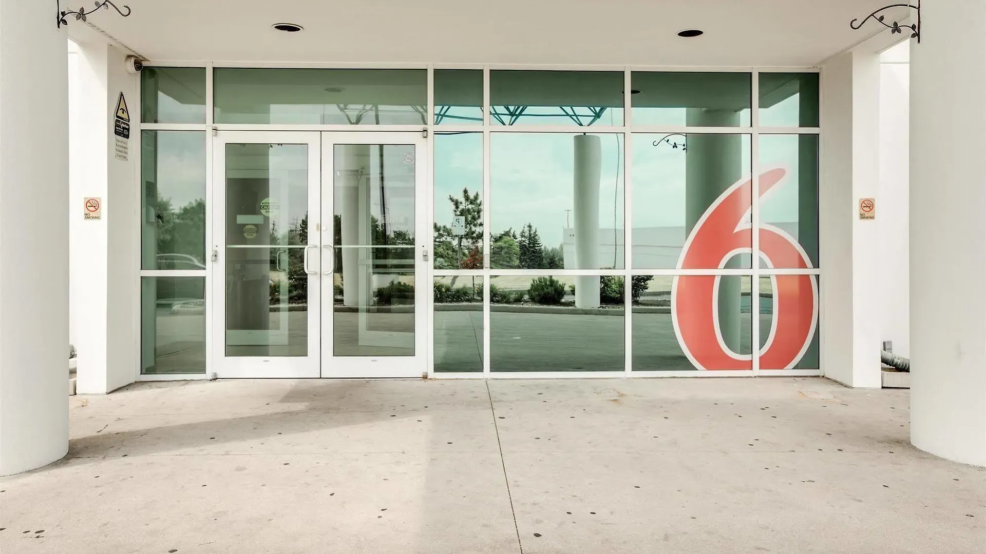 Hotel Motel 6-Brampton, On - Toronto