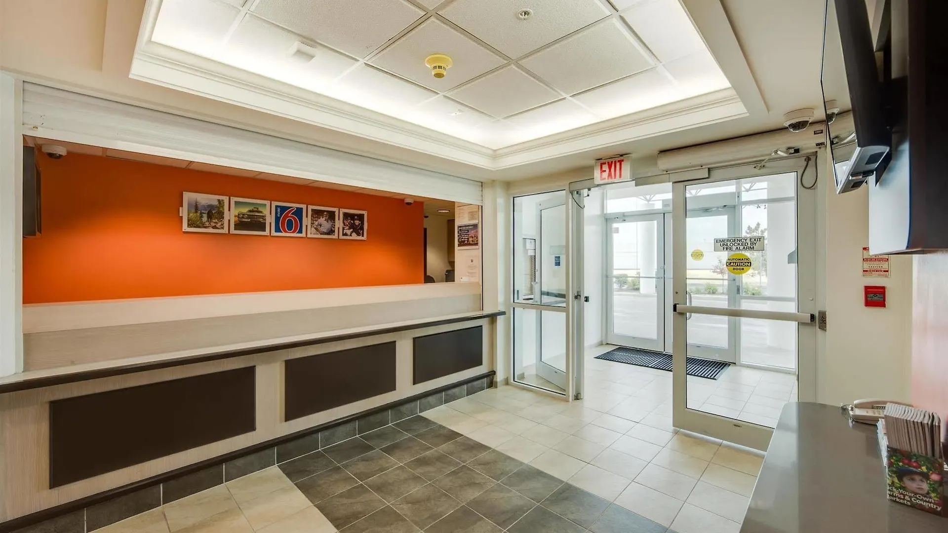 Motel 6-Brampton, On - Toronto Hotel